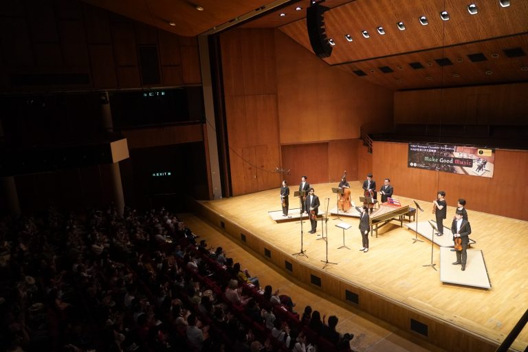 Baroque Classics: Riccardo Zamuner Plays “Four Seasons”