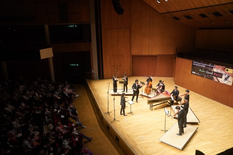 Baroque Classics: Riccardo Zamuner Plays “Four Seasons”